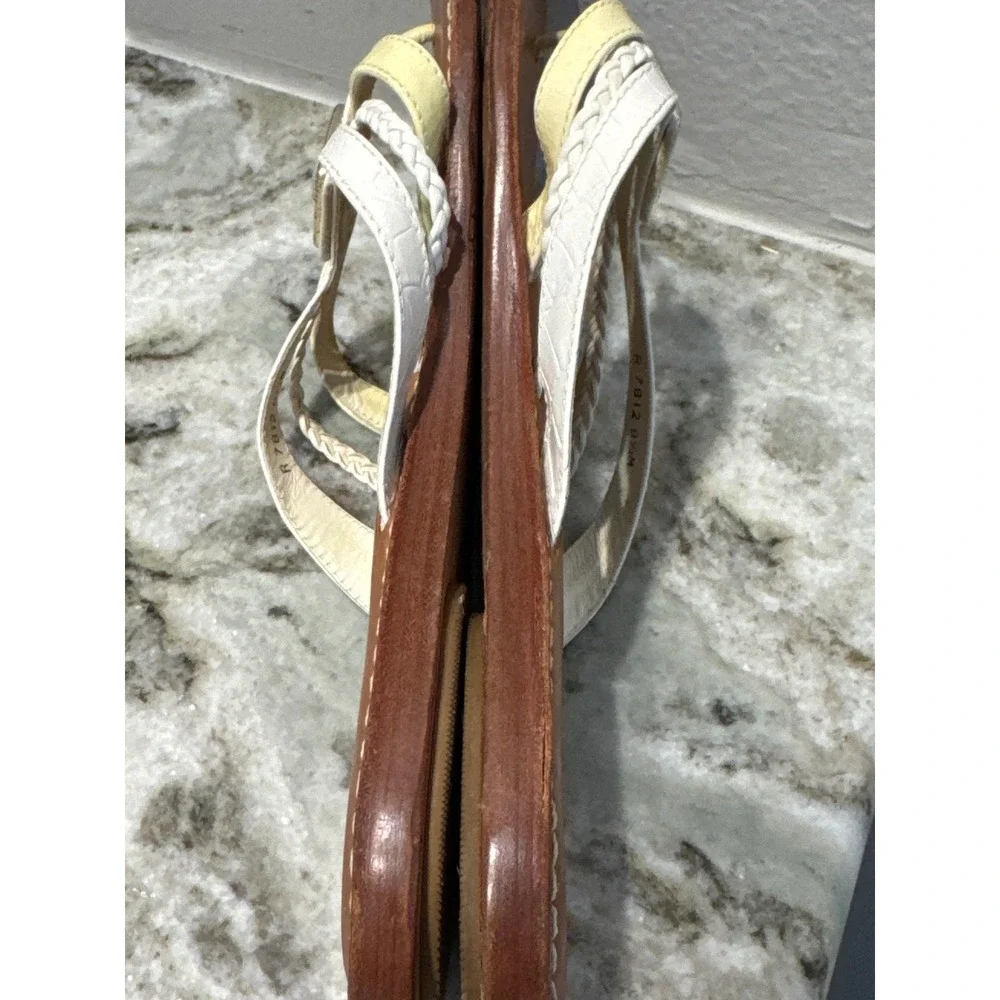 Brighton Octave leather jeweled thong sandals in white and ivory Size‎ 8.5